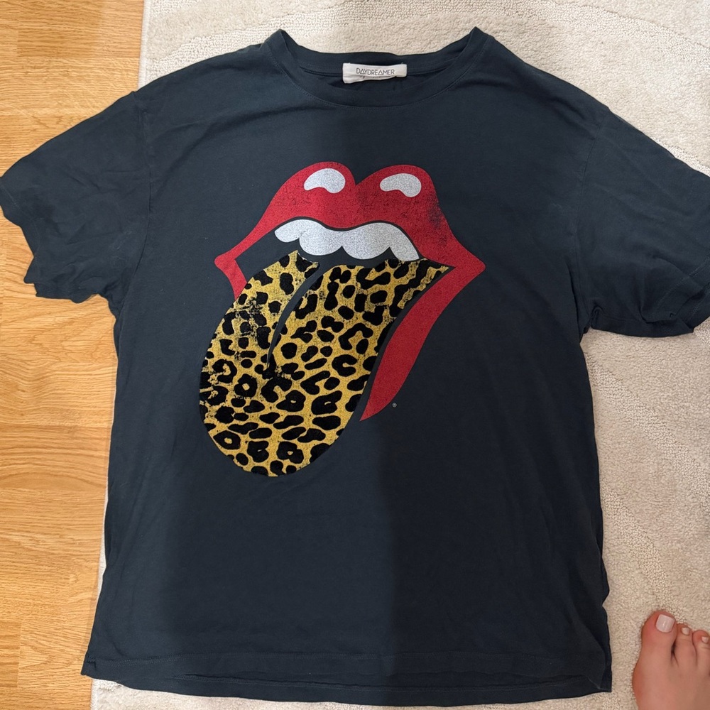 Daydreamer Black Tee with Red Lips and Leopard Tongue